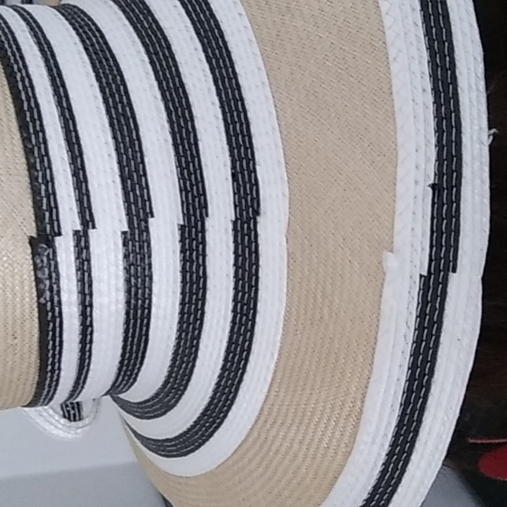 Church hat - Picture 5 of 6